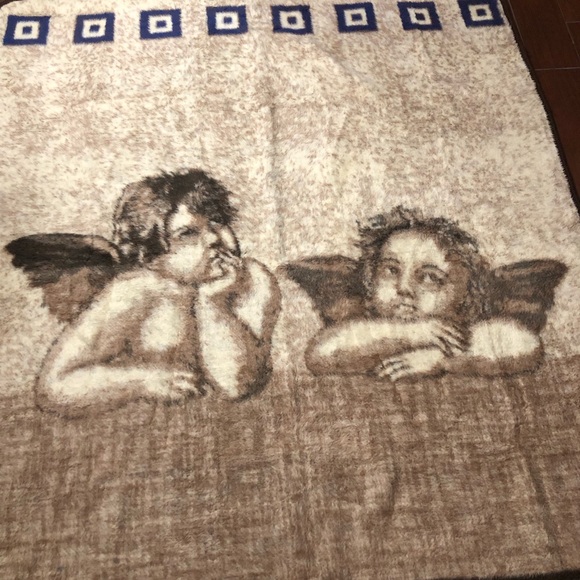 Cherubic Design Cream and Brown Throw Blanket Homeware - Picture 2 of 9